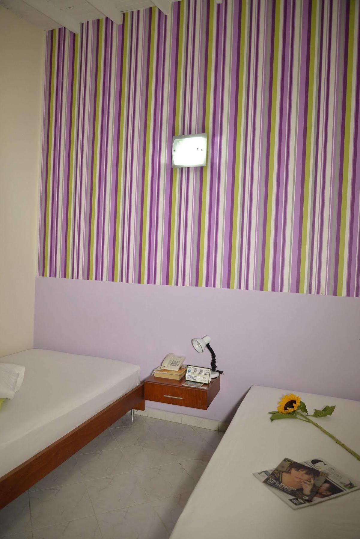 Casa Portico Hotel Меделин Екстериор снимка