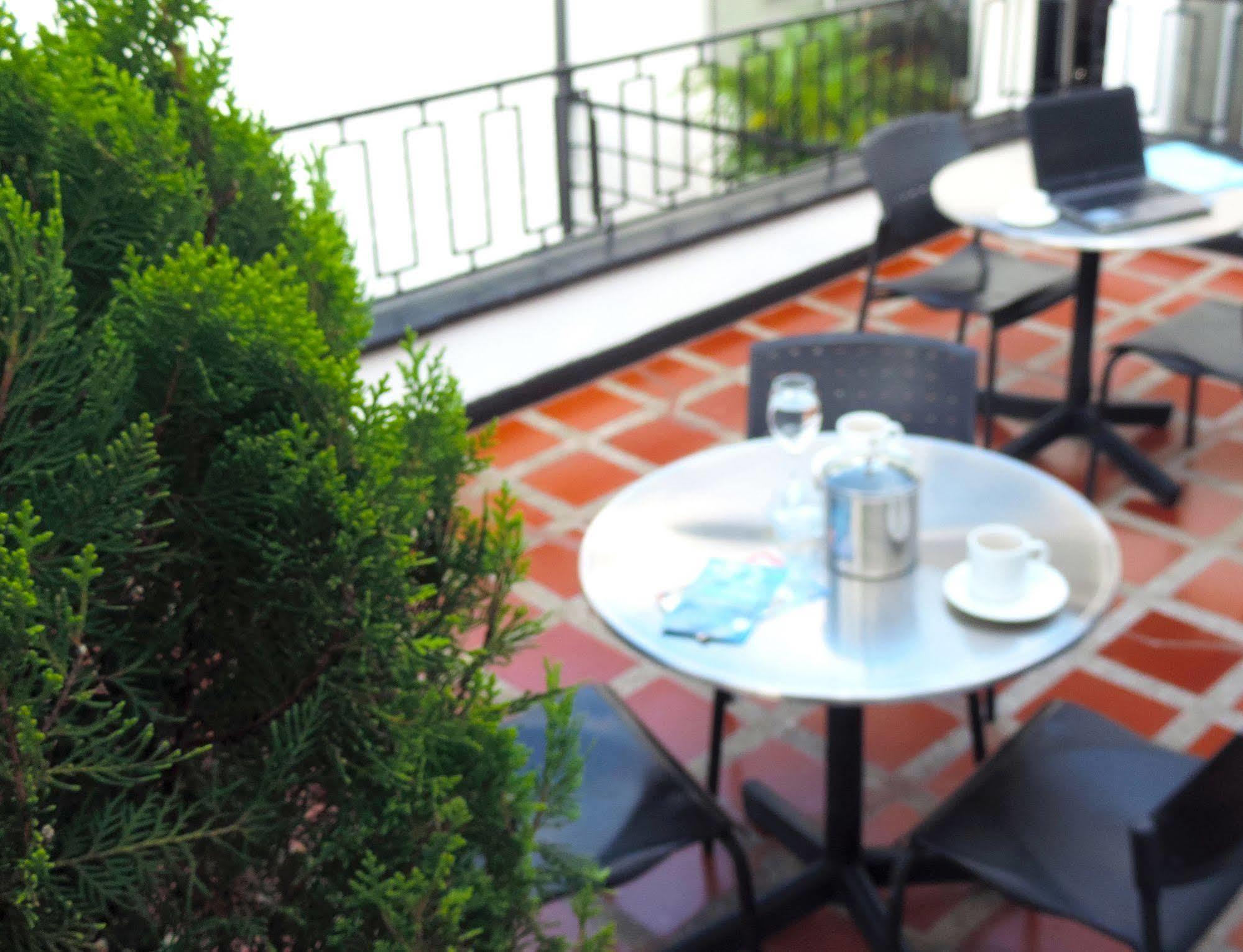Casa Portico Hotel Меделин Екстериор снимка